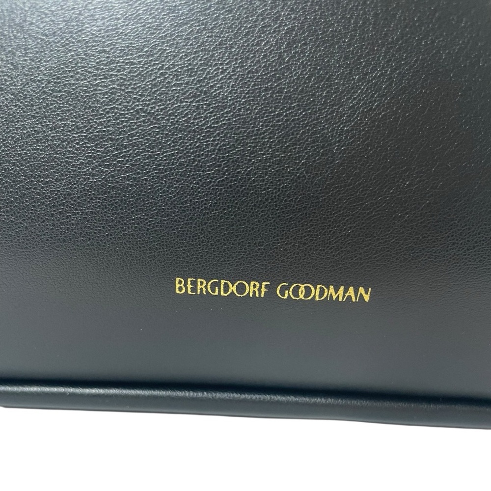 Bergdorf Goodman Black Vegan Leather Clutch Bag NWOT - Picture 2 of 7